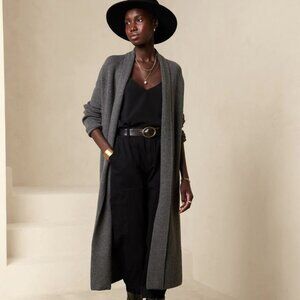 NWOT - Banana Republic Extra Long Ribbed Duster - Size Small